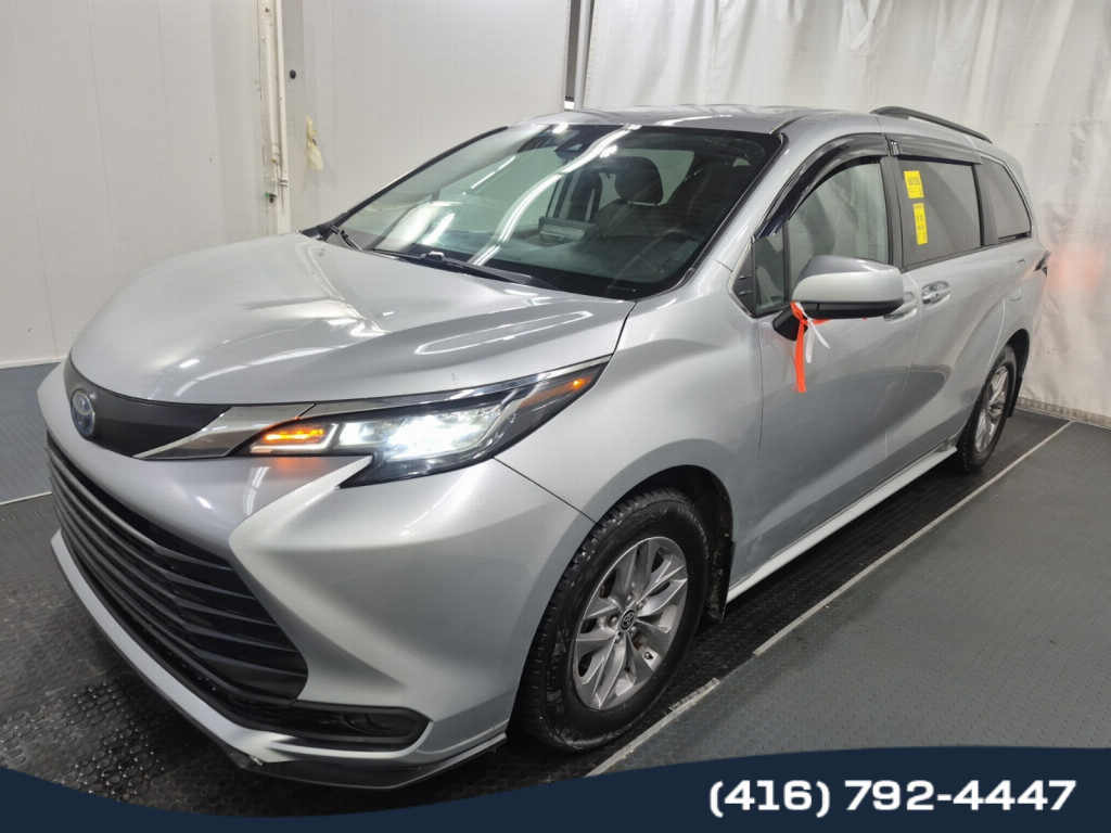2022 Toyota Sienna 